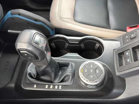Used 2023 Ford Bronco Wildtrak AWD/4WD image 18