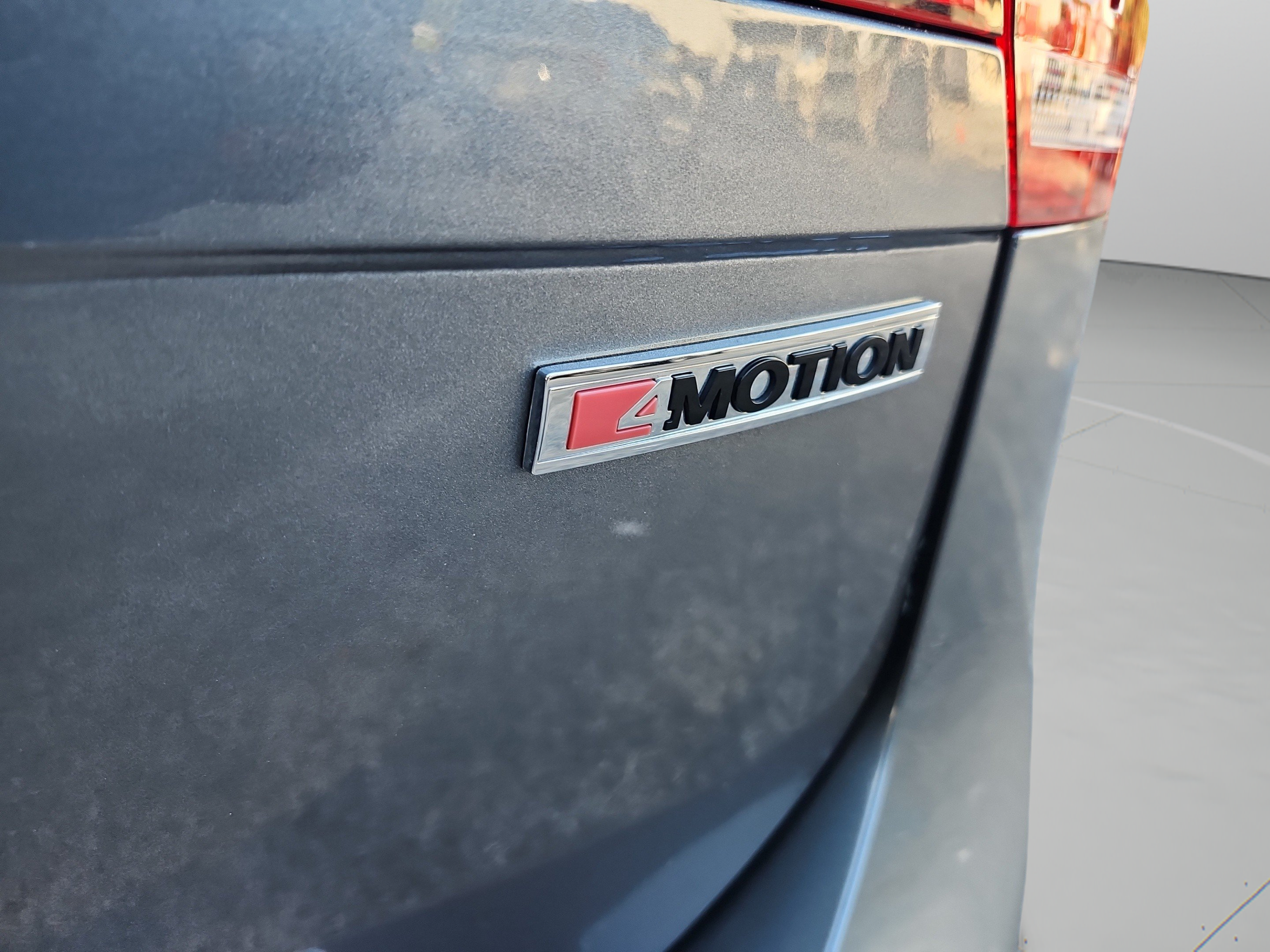Used 2019 Volkswagen Tiguan S AWD/4WD image 38