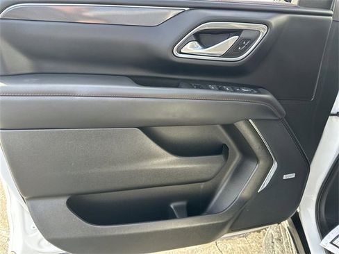 Certified 2023 Chevrolet Suburban RST image 21