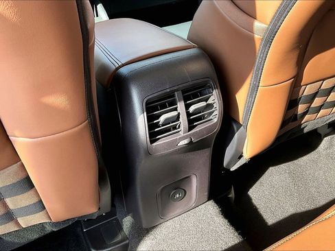 Certified 2025 Ford Bronco Sport Outer Banks w/ Outer Banks Tech Package+ image 32