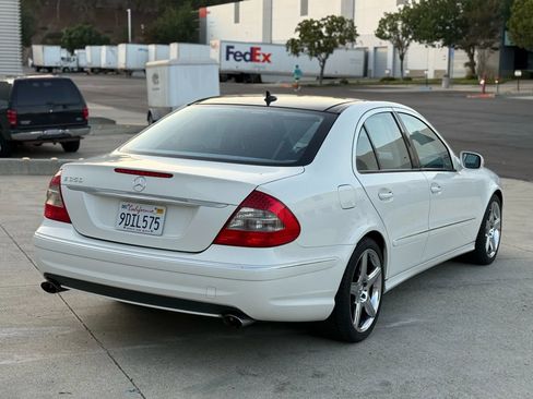 Used 2009 Mercedes-Benz E 350 Sedan image 15