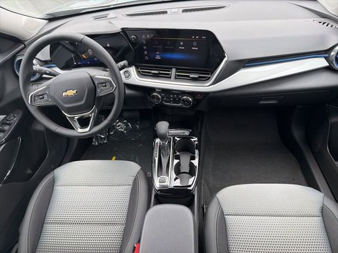 New 2026 Chevrolet Trax LT w/ Driver Confidence Package image 24