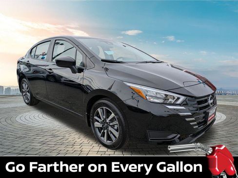 New 2025 Nissan Versa SV w/ Trunk Package image 1