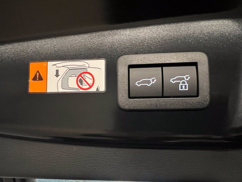 New 2027 Toyota Prius Plug-In Hybrid w/ Limited Premium Package FWD image 32