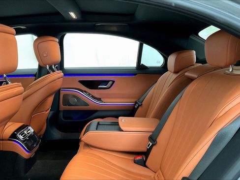 Used 2023 Mercedes-Benz S 500 4MATIC image 5