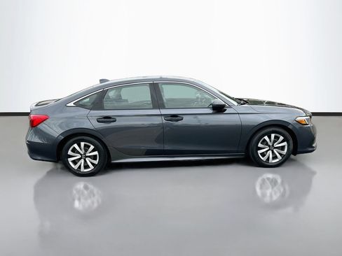 Used 2022 Honda Civic LX image 4