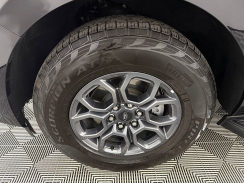 Used 2025 Ford Expedition Active AWD/4WD image 11