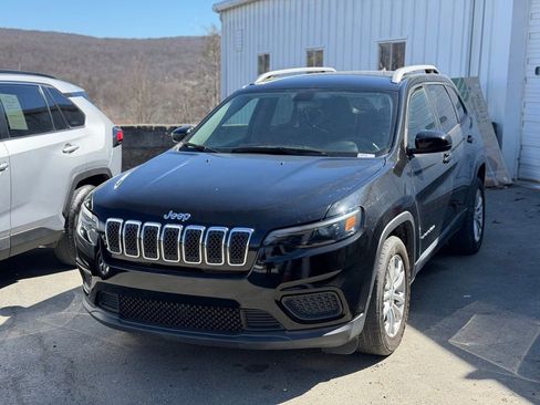 Used 2020 Jeep Cherokee Latitude image 1