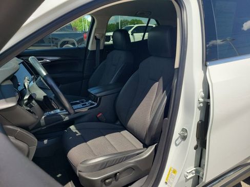 Used 2023 Buick Envision Preferred FWD image 16