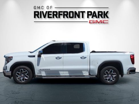 Used 2024 GMC Sierra 1500 SLT w/ SLT Premium Plus Package AWD/4WD image 6