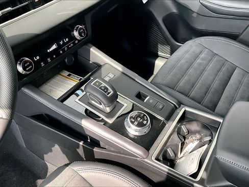 New 2026 Nissan Rogue SL AWD/4WD image 11