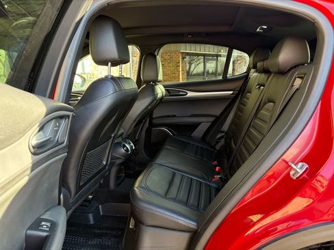 Used 2018 Alfa Romeo Stelvio Ti Sport image 44