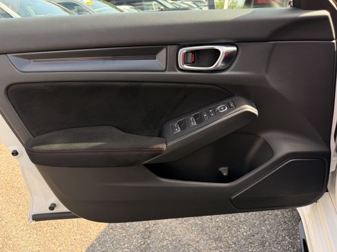 Certified 2024 Honda Civic Type R image 12