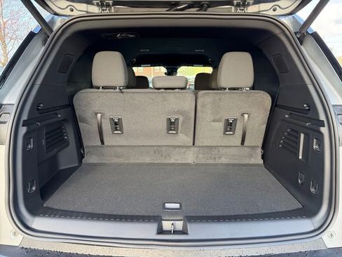 New 2026 Chevrolet Traverse LT AWD/4WD image 29