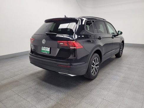 Used 2021 Volkswagen Tiguan S image 9