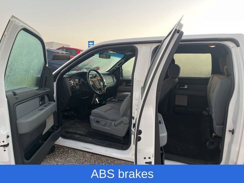 Used 2013 Ford F150 XLT w/ XLT Chrome Pkg image 5