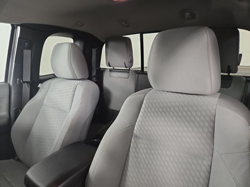 Used 2021 Toyota Tacoma SR w/ SR Convenience Package RWD image 12
