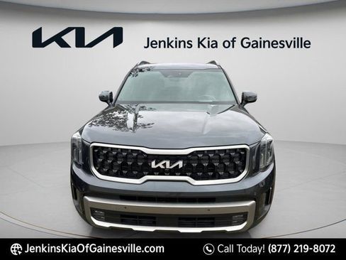 Used 2023 Kia Telluride SX Prestige X-Pro image 3