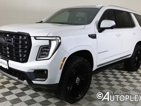 Used 2026 GMC Yukon Denali Ultimate AWD/4WD image 9