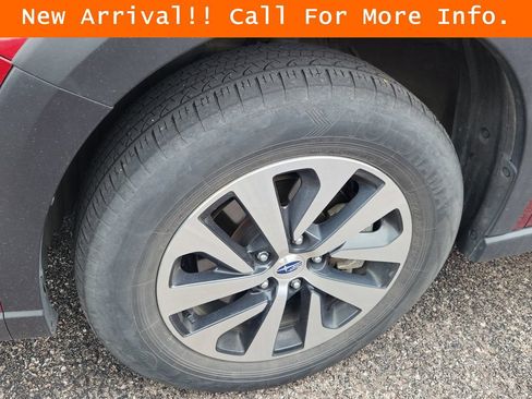Used 2025 Subaru Outback Premium AWD/4WD image 10