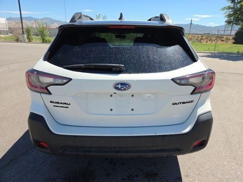 Certified 2025 Subaru Outback Onyx Edition AWD/4WD image 4