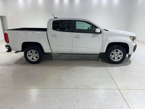 Used 2022 Chevrolet Colorado LT w/ LT Convenience Package image 6