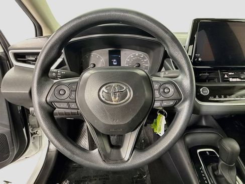 Certified 2025 Toyota Corolla LE FWD image 13