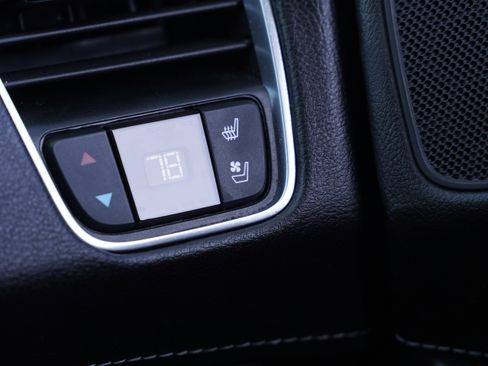 Used 2018 Chevrolet Corvette 2LT w/ 2LT Preferred Equipment Group image 11