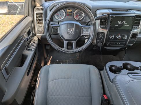 Used 2017 RAM 3500 SLT AWD/4WD image 7