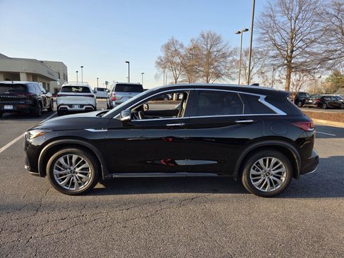 Used 2023 INFINITI QX50 Luxe image 7