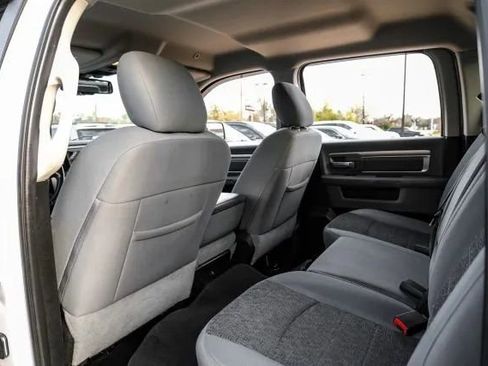 Used 2019 RAM 1500 Big Horn RWD image 34