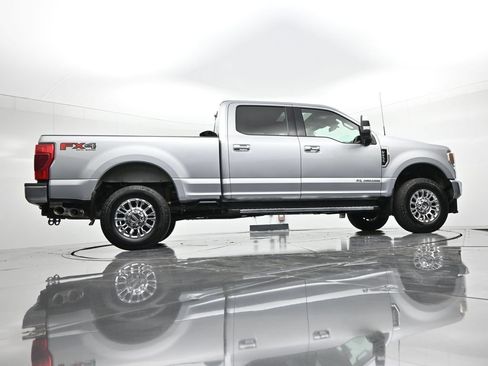 Used 2021 Ford F250 Lariat w/ Lariat Ultimate Package AWD/4WD image 24