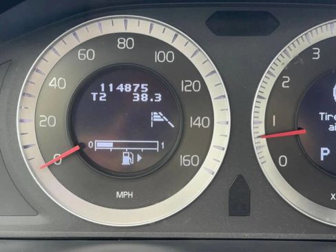 Used 2011 Volvo S60 T6 image 11