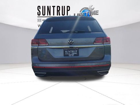 Used 2023 Volkswagen Atlas SE image 4