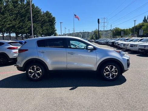 Used 2020 Kia Sportage LX AWD/4WD image 4
