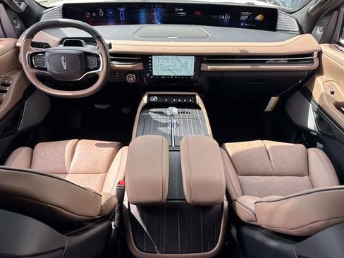 New 2026 Lincoln Navigator L Black Label AWD/4WD image 20