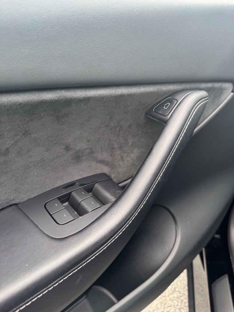 Used 2022 Tesla Model Y Long Range AWD/4WD image 13