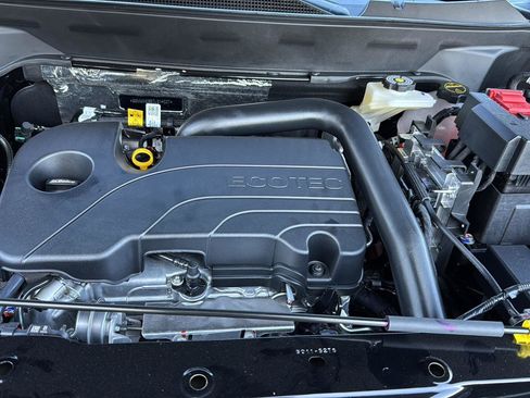 New 2026 Chevrolet Equinox LT w/ Convenience Package II image 33