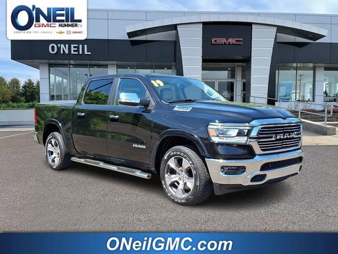 Used 2019 RAM 1500 Laramie AWD/4WD image 1
