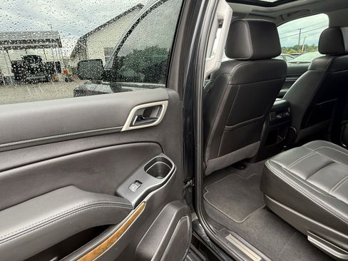 Used 2020 GMC Yukon Denali image 20
