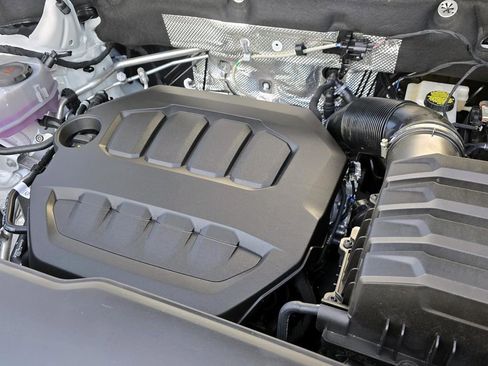 New 2026 Volkswagen Atlas Peak Edition AWD/4WD image 12