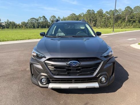 Used 2025 Subaru Outback Limited AWD/4WD image 14