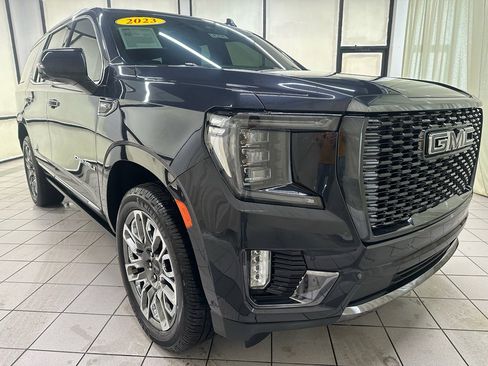 Used 2023 GMC Yukon Denali Ultimate image 2