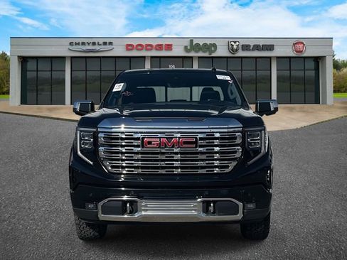 Used 2022 GMC Sierra 1500 Denali w/ Denali Reserve Package image 8