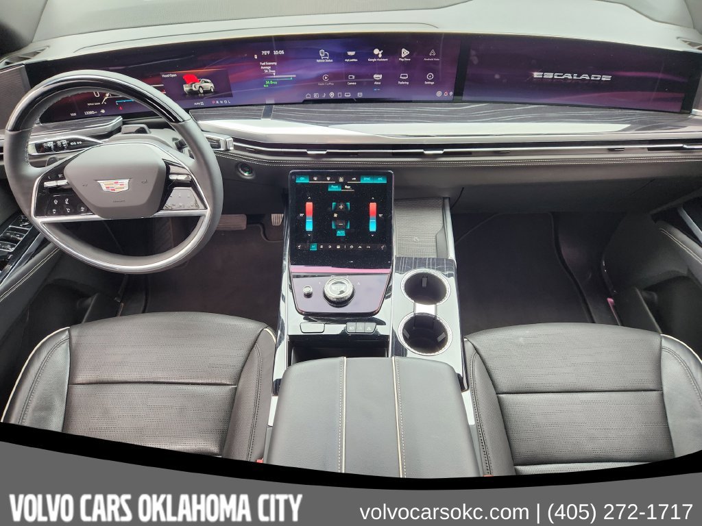 Used 2025 Cadillac Escalade ESV Sport AWD/4WD image 19