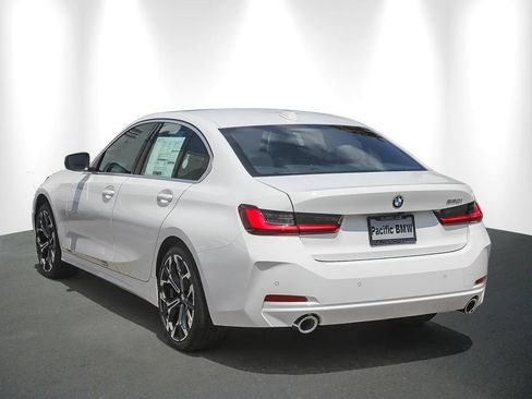 New 2026 BMW 330i Sedan RWD image 4
