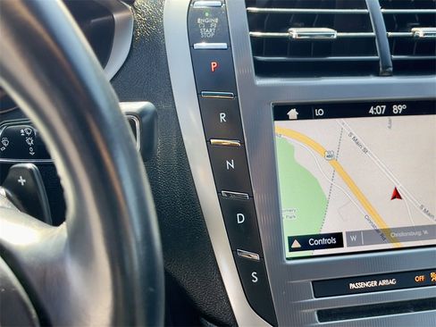 Used 2019 Lincoln MKZ Reserve w/ Reserve Plus Package image 18