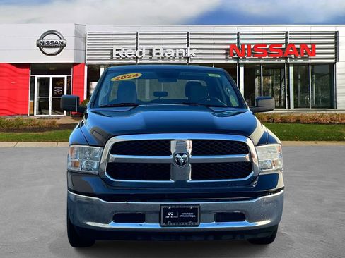 Used 2024 RAM 1500 Classic SLT AWD/4WD image 2