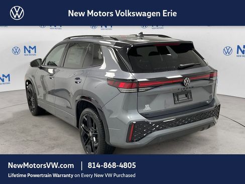 New 2026 Volkswagen Tiguan SE R-Line image 2