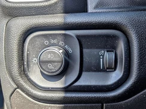 Used 2023 RAM 1500 Big Horn AWD/4WD image 20
